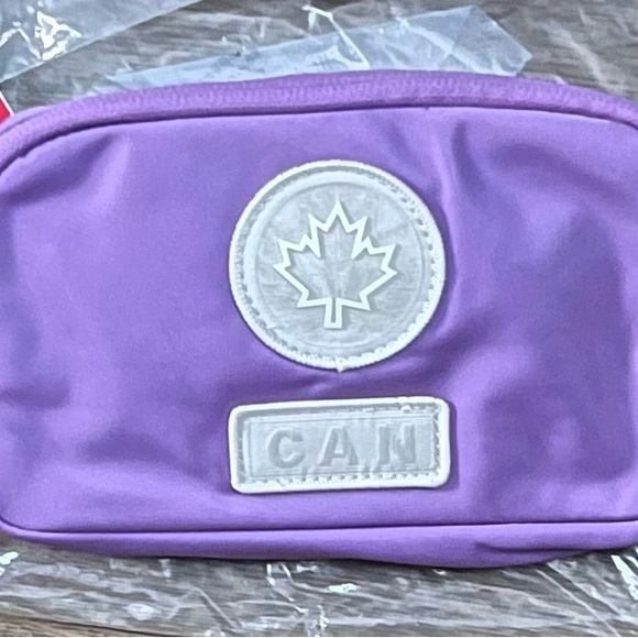 Lululemon Team Canada Future Legacy Mini Belt Bag, Purple Blossom Light -NWT - Picture 4 of 11